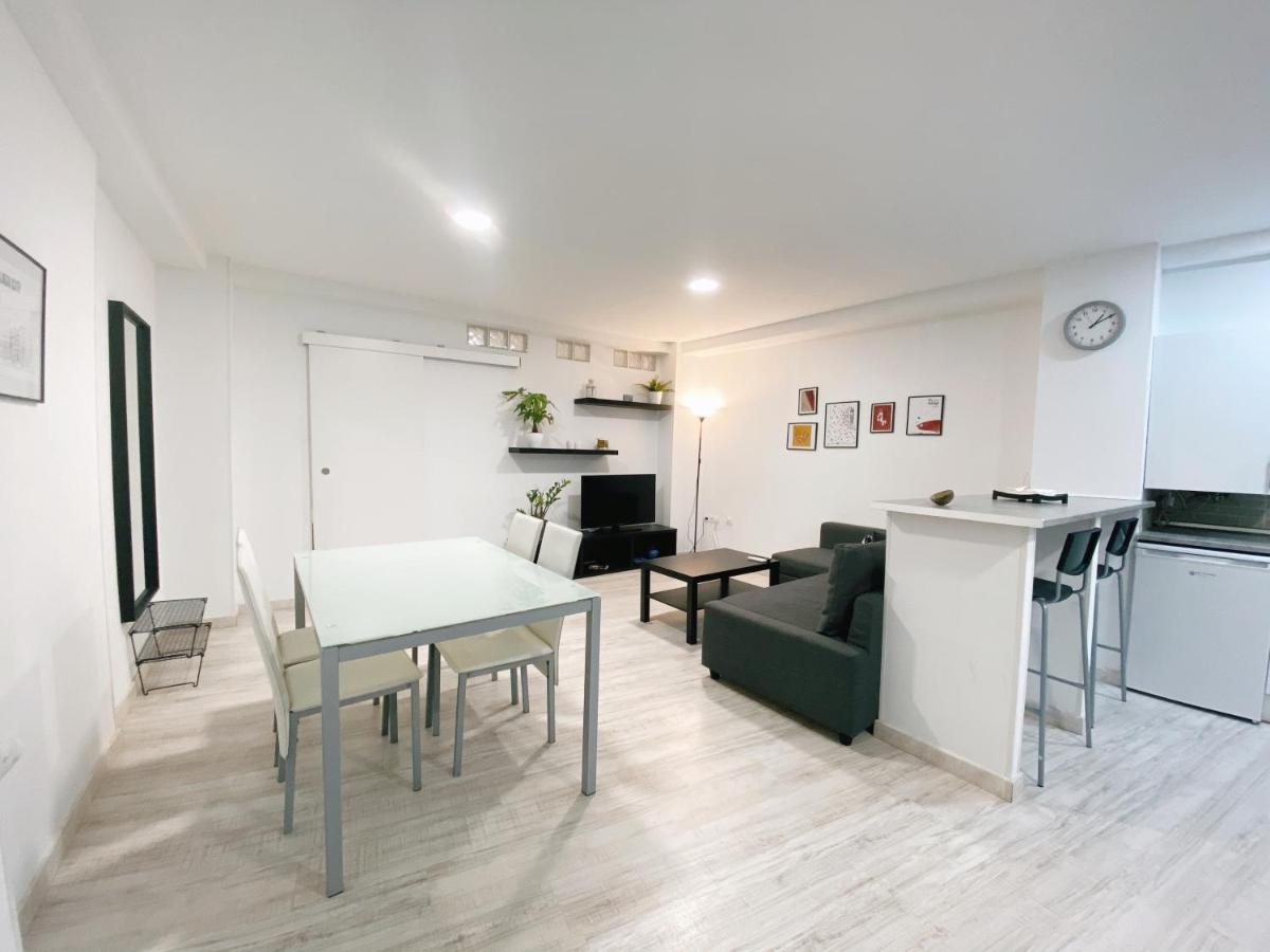 Gmc Turistics - Great Apartment For Groups & Families Málaga Esterno foto