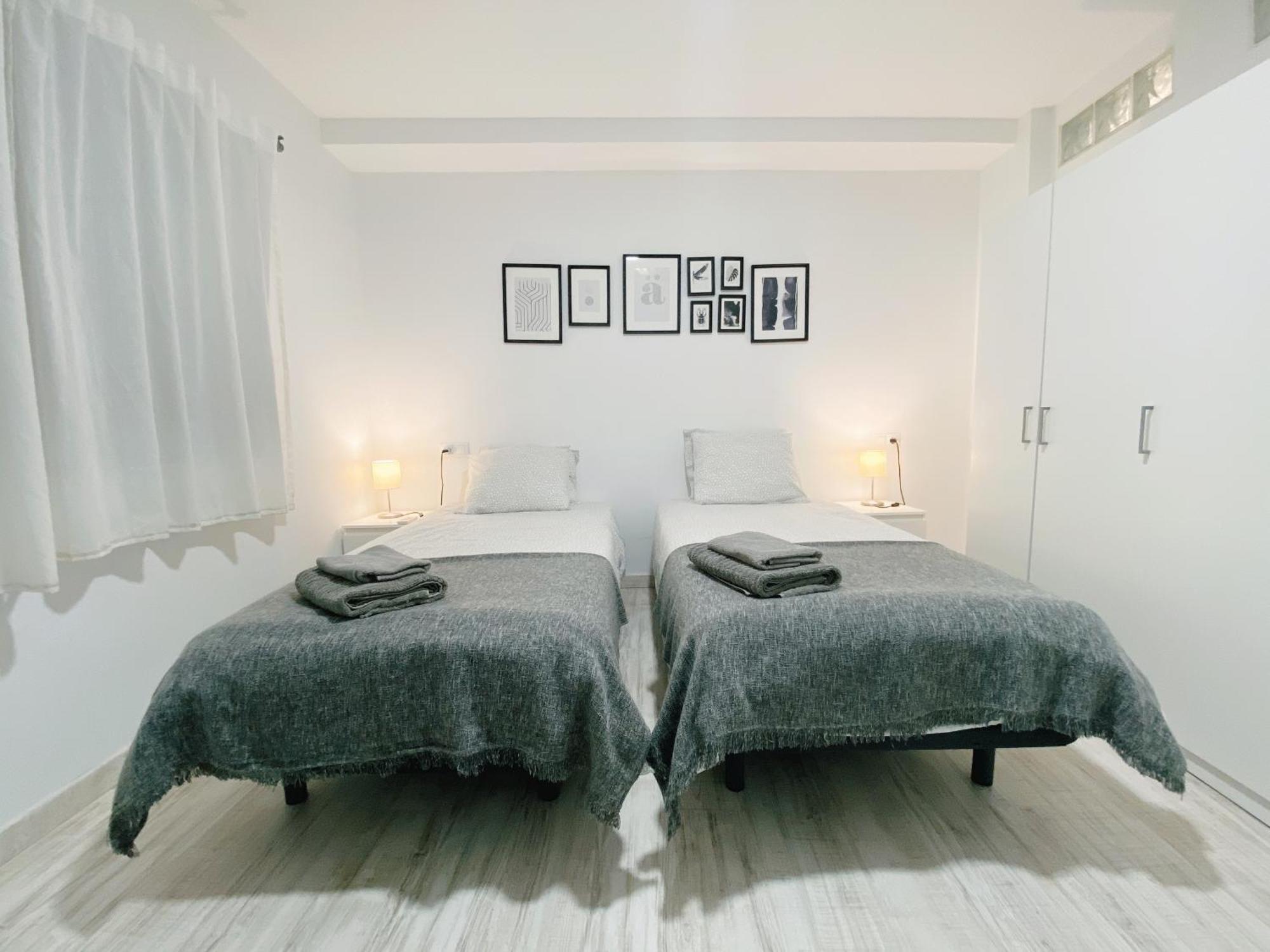 Gmc Turistics - Great Apartment For Groups & Families Málaga Esterno foto