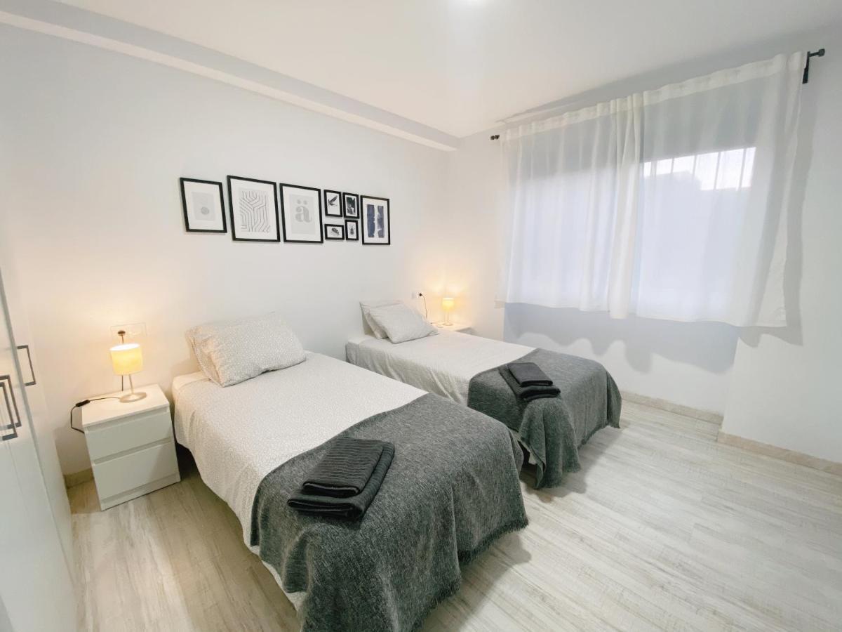 Gmc Turistics - Great Apartment For Groups & Families Málaga Esterno foto